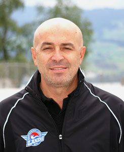 Trainer